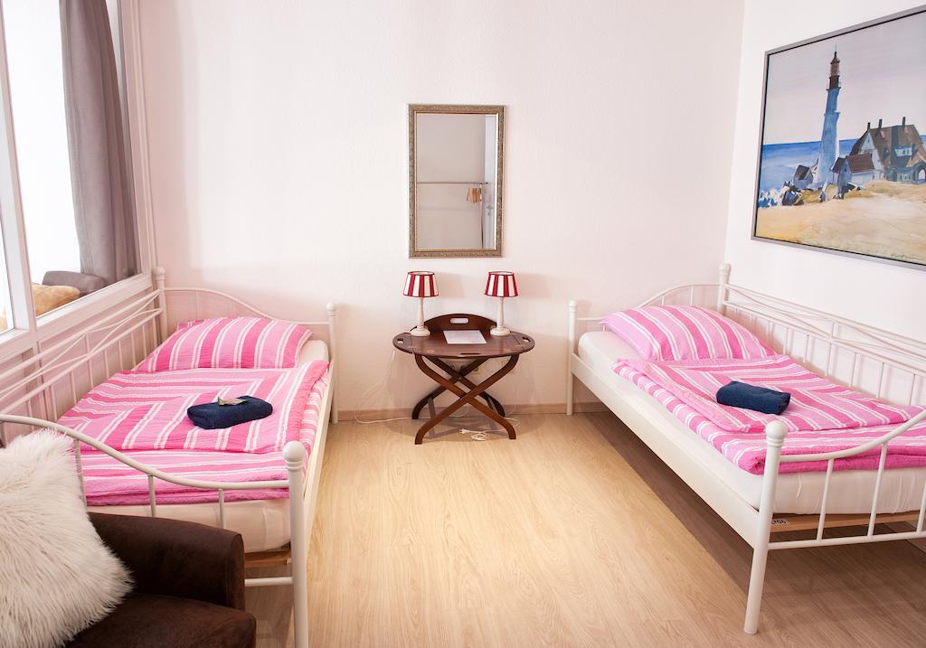 ไฮน์เซินส์ เอลเลอร์เบค Bed & Breakfast Ellerbek ภายนอก รูปภาพ
