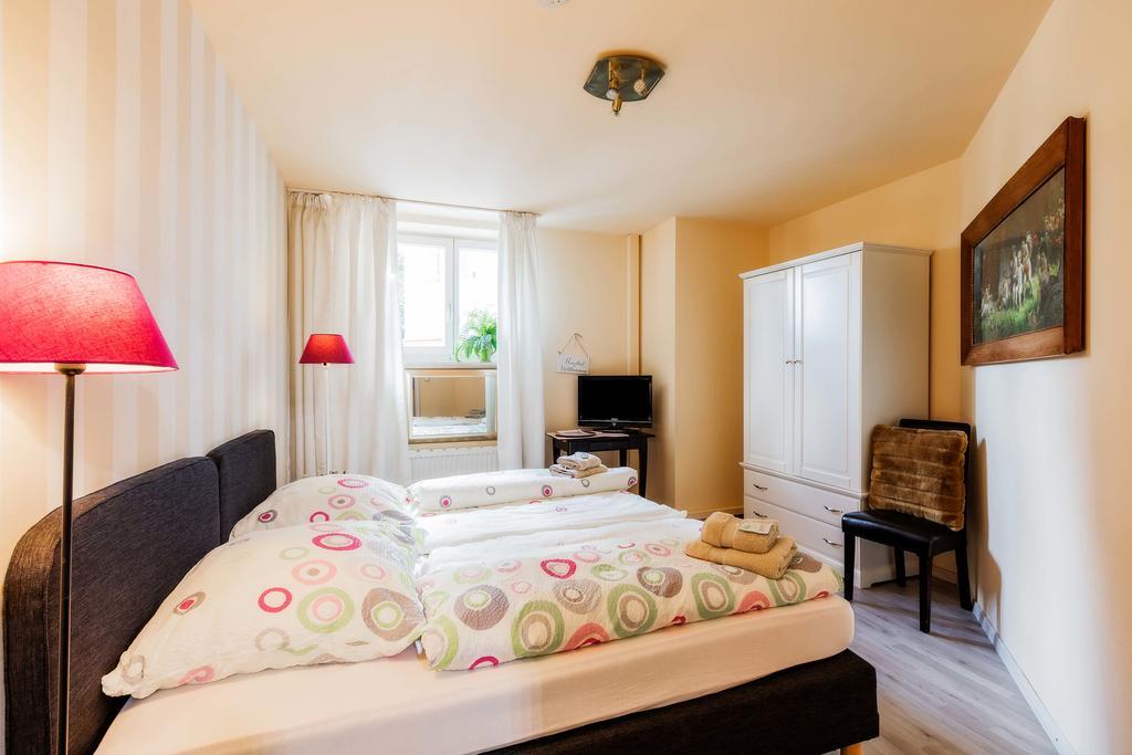 ไฮน์เซินส์ เอลเลอร์เบค Bed & Breakfast Ellerbek ภายนอก รูปภาพ