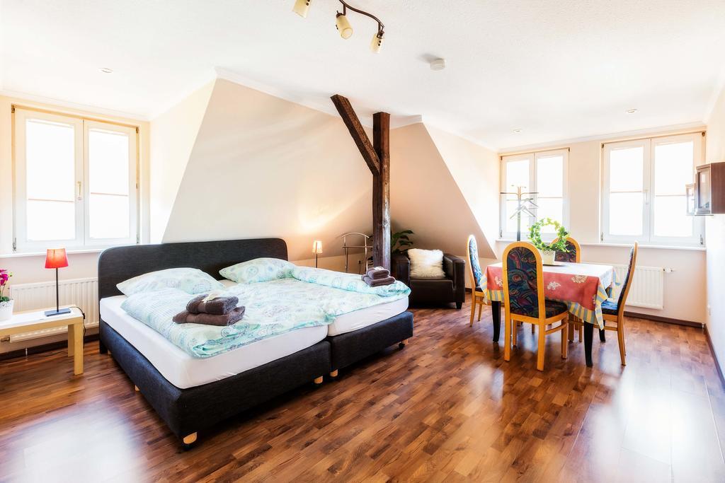 ไฮน์เซินส์ เอลเลอร์เบค Bed & Breakfast Ellerbek ภายนอก รูปภาพ