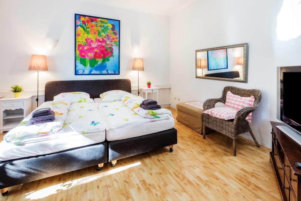 ไฮน์เซินส์ เอลเลอร์เบค Bed & Breakfast Ellerbek ภายนอก รูปภาพ