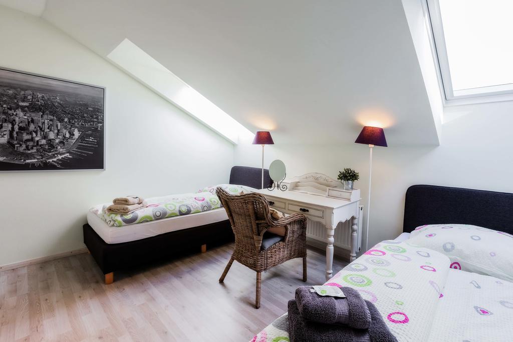 ไฮน์เซินส์ เอลเลอร์เบค Bed & Breakfast Ellerbek ภายนอก รูปภาพ